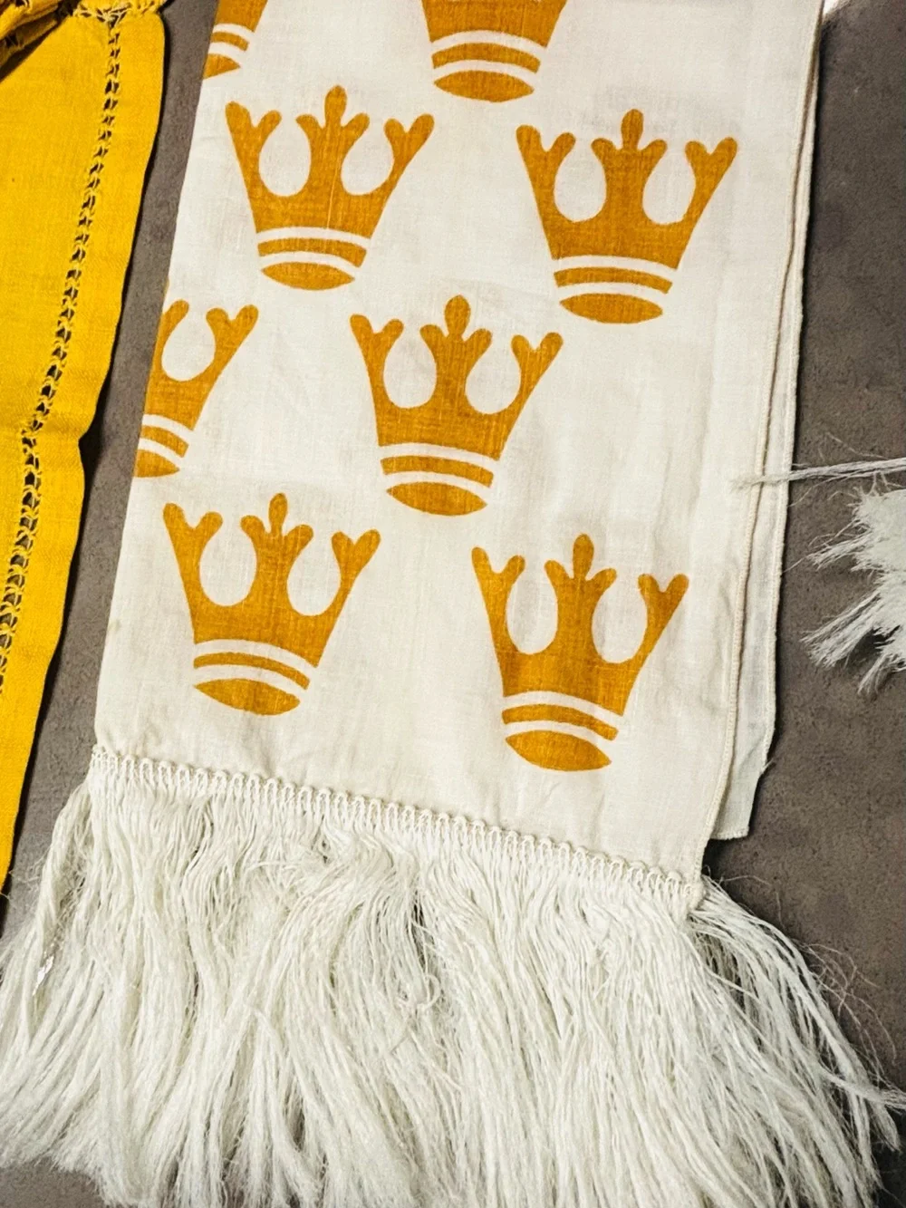 Marigold Linen and Linen Fringe Napkin Set
